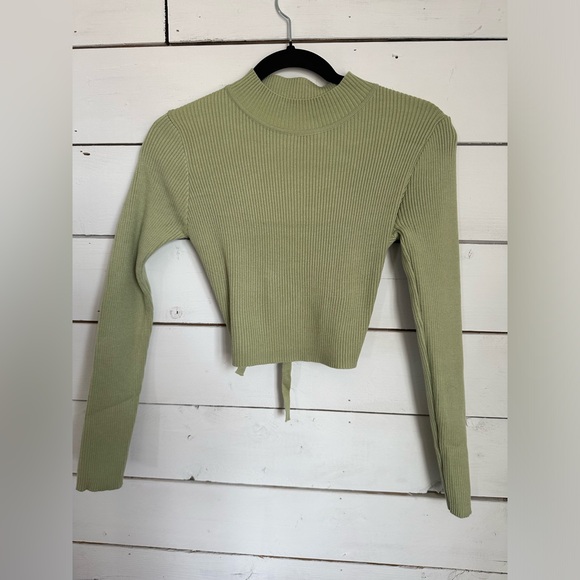 Showpo Open Back Sweater - Picture 3 of 5